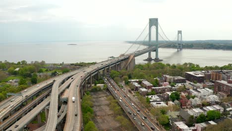 sistema de transporte por autopistas en nueva york