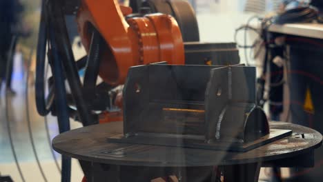 industrial robot welding process