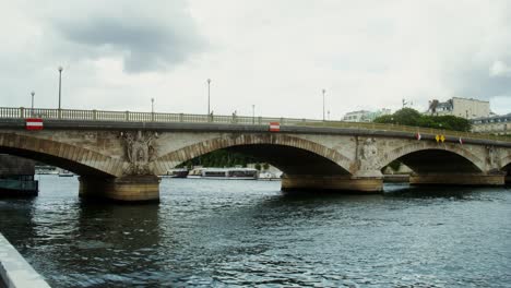 pont in paris