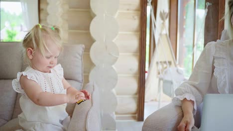 working mom and toddler daughter