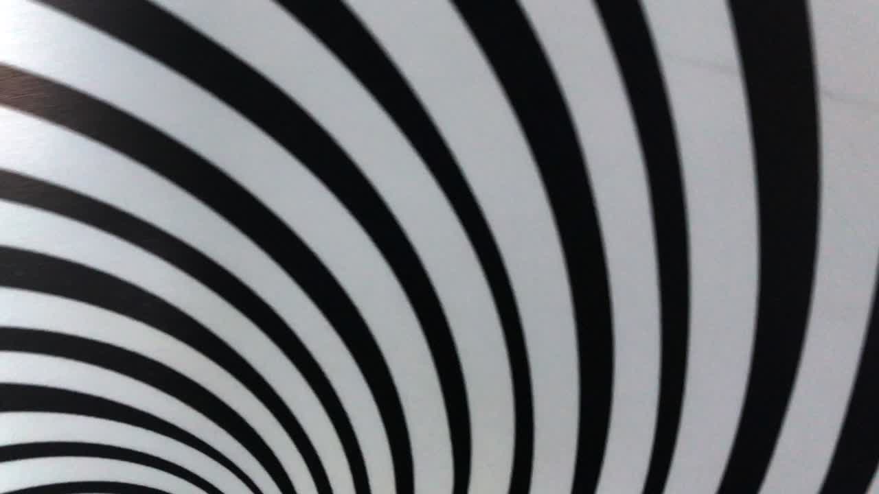 circle with black and white line spin hypnosis