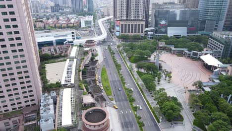 Taiwan-a-sunny-day-on-the-street