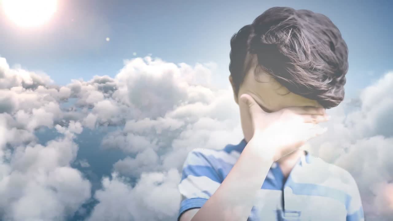 눈에 손을  ⁇ 고 걱정하는 소년의 디지털 애니메이션 4k