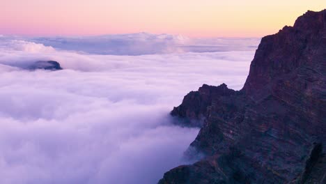 Sea-of-clouds-at-sunset-in-La-Palma-Island,-Canary-Islands