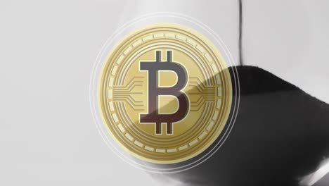 Animación-Del-Símbolo-Bitcoin-Sobre-Un-Reloj-De-Arena