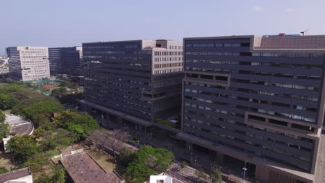 edificio de la industria tecnológica de chennai cerca del parque tidal vieja carretera de mahabalipuram