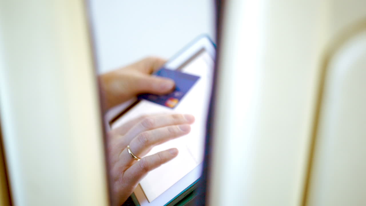 Online shopping with pad in the train