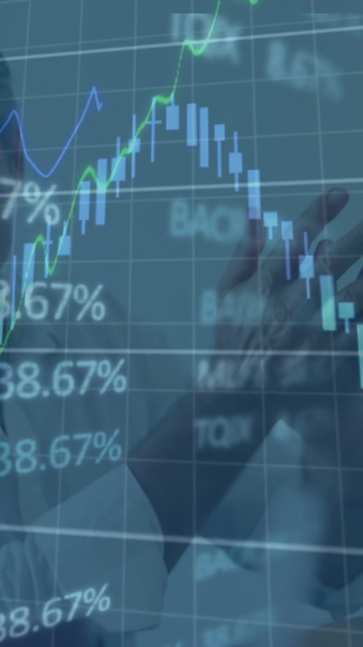 Animazione di elaborazione dati finanziari su diversi colleghi che applaudono insieme in ufficio.