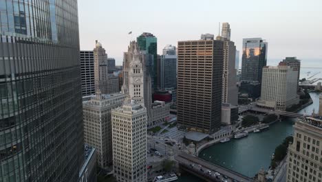 Static-Shot-Of-Chicago-Splendid-Cityscape,-High-Rise-Commercial-And-Residential-Buildings-4k-aerial-drone-video