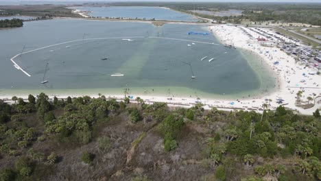 Family-fun-on-the-coast-of-Florida