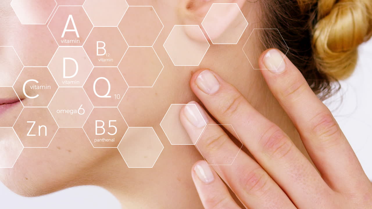 얼굴에 피부 관리 분석 오버레이를 가진 여성