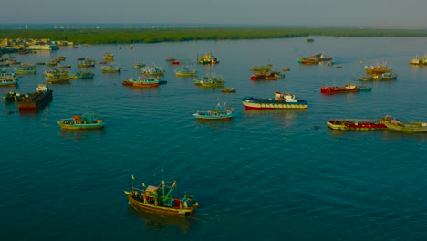 An-Ireland-aerial-view-with-ships,-boats,-container