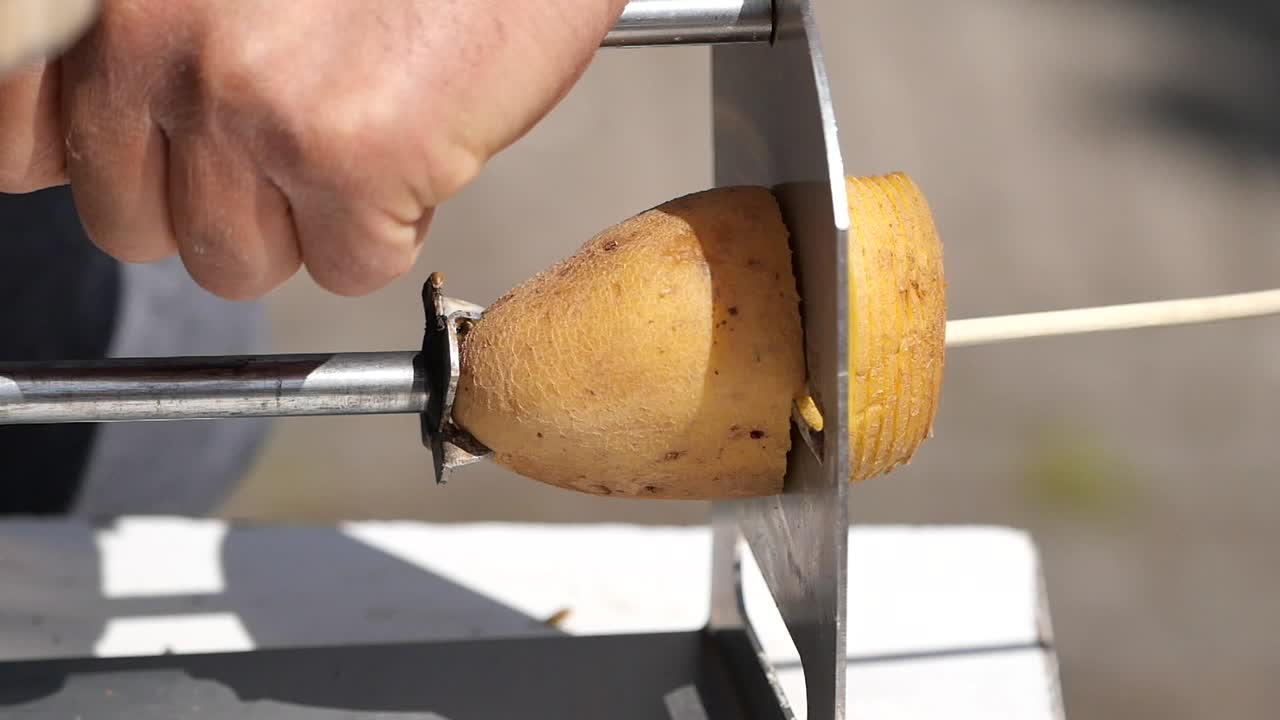 Potato Cutting