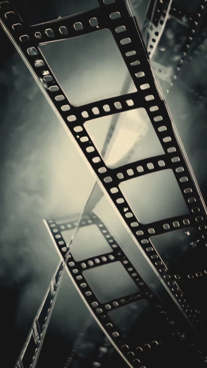 Koyu Soyut Bir Arka Plan Üzerinde Hareketli Vintage Film Şeritleri