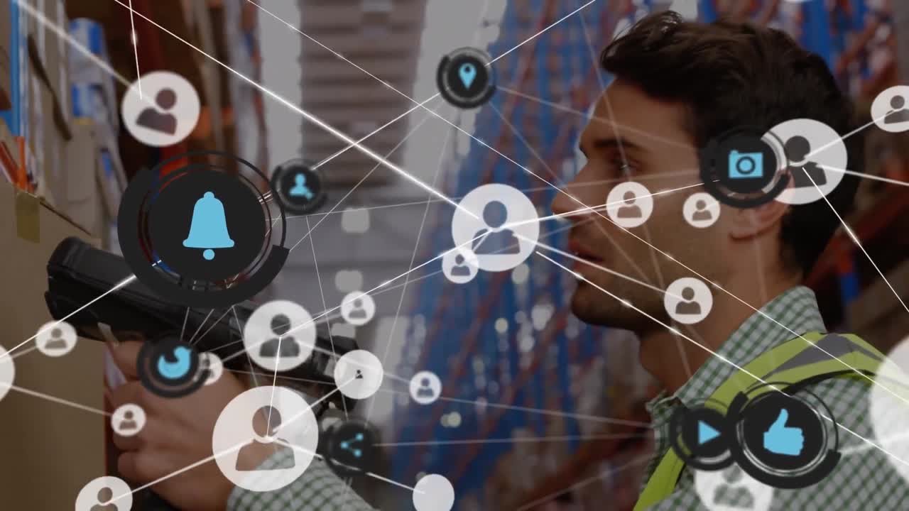 animación de la red de conexiones con iconos sobre el hombre que trabaja en el almacén