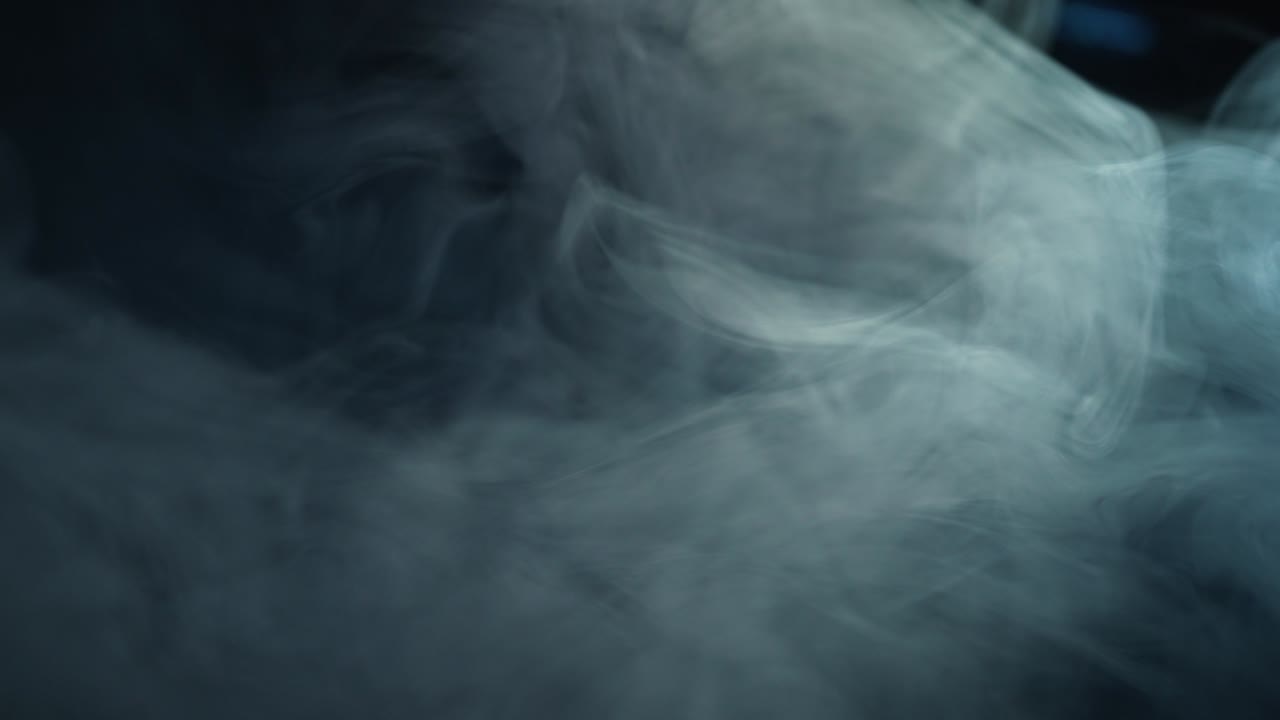 La luce attraversa il fumo