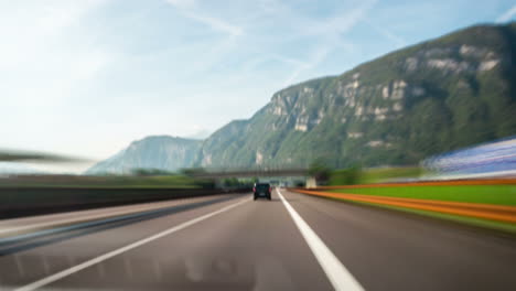 Zeitraffer-Fahrer-Pov-Italien-Autobahn-In-Dolomit