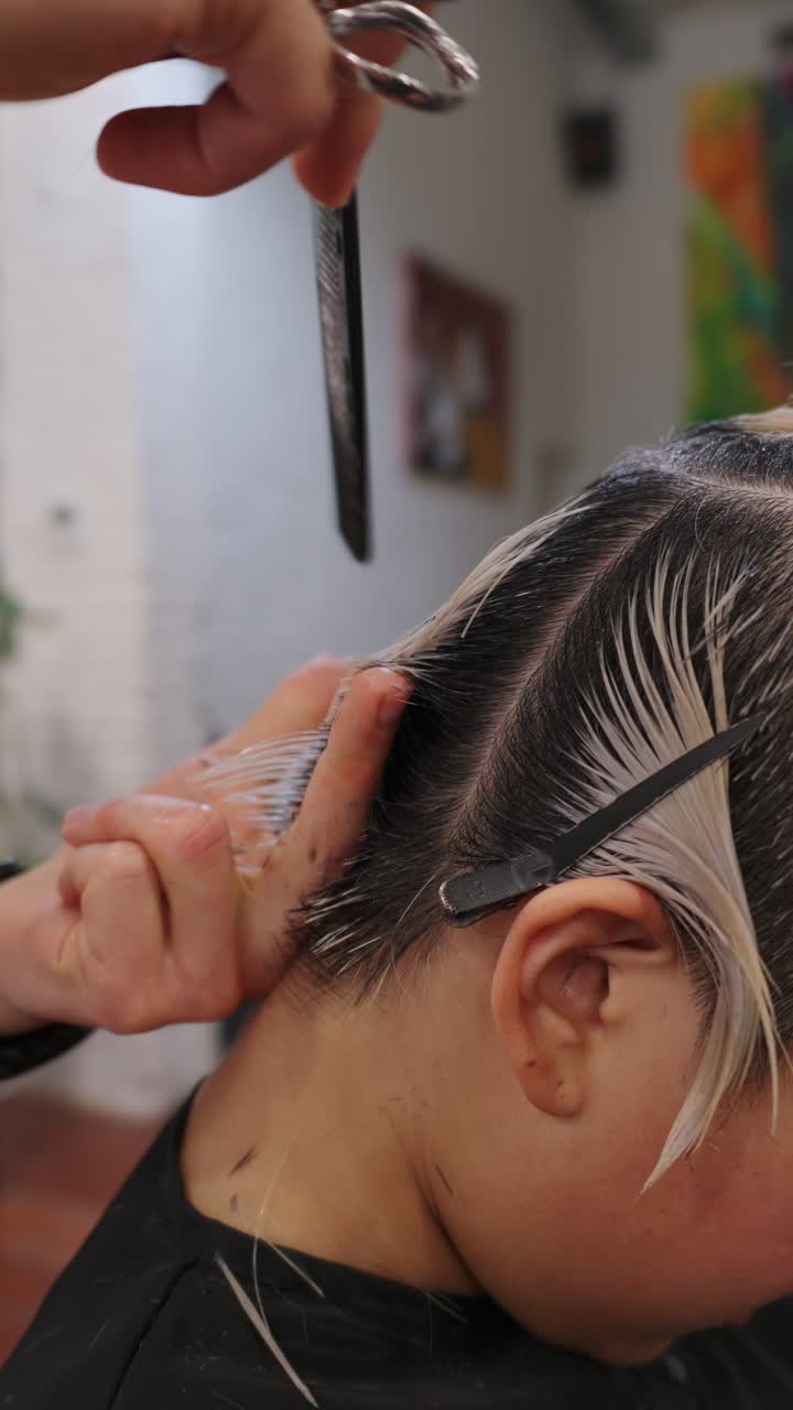 진행 중인 헤어스타일