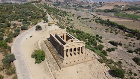 Concordia-Tempel---Ruinen-Des-Tempio-Della-Concordia-Im-Tal-Der-Tempel,-Agrigent,-Sizilien,-Italien