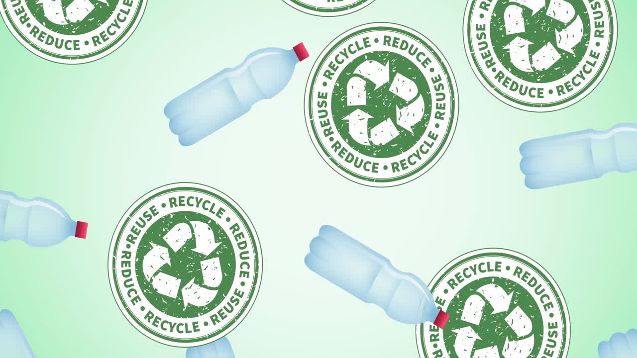 animación de múltiples textos y logotipos de reciclaje que caen, con botellas de plástico sobre fondo verde