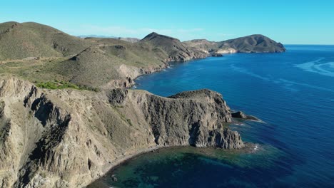 Cabo-De-Gata-Malerische-Küste-Und-Natur-In-Almeria,-Andalusien,-Spanien---Antenne-4k