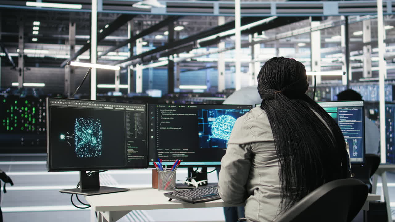 Server room specialist applies artificial intelligence technology to systems