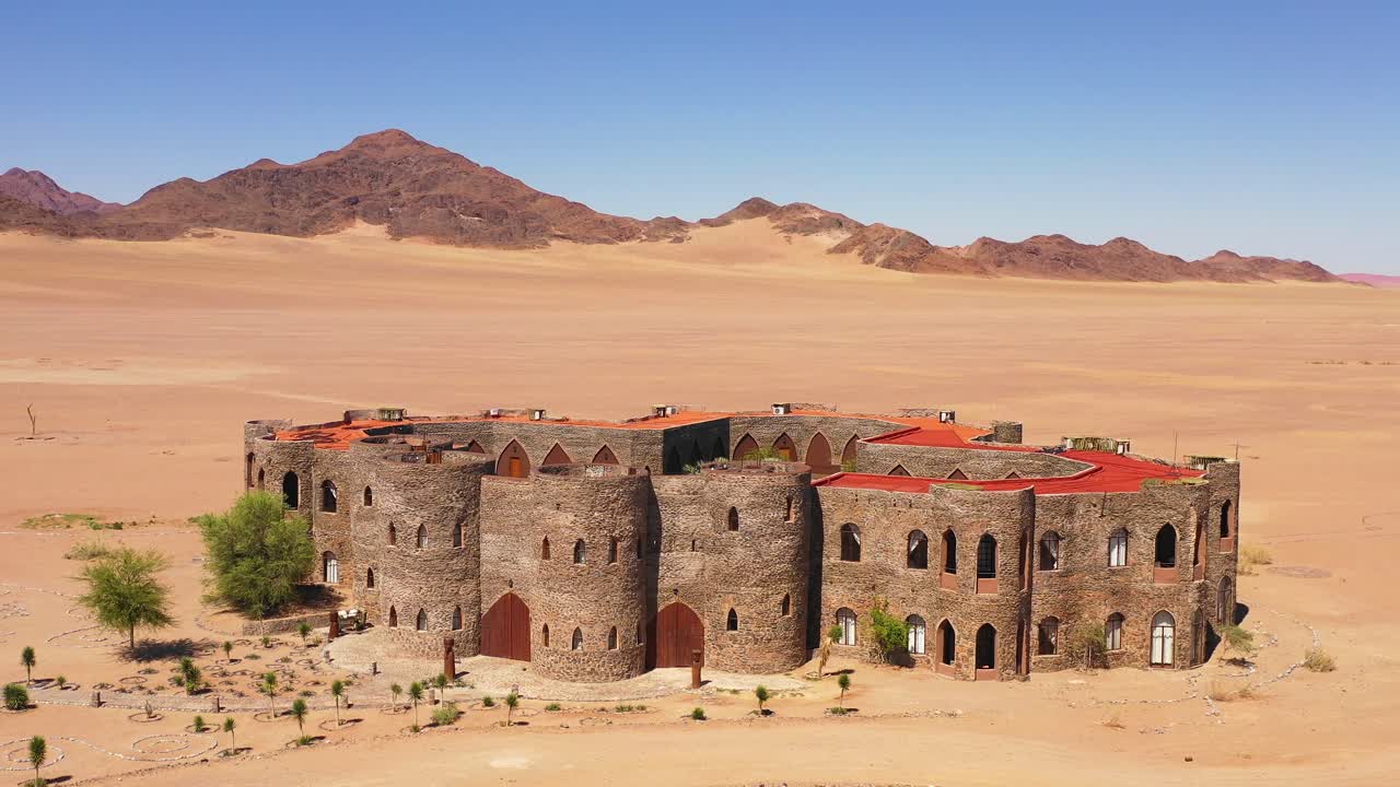 antena del espectacular le mirage resort lodge hotel castle and spa en la región de sossusvlei del desierto de namib namibia 1