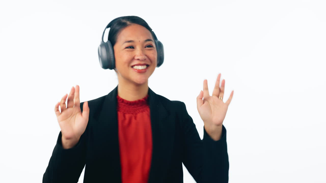 댄스, 헤드폰과 스튜디오의 사업가