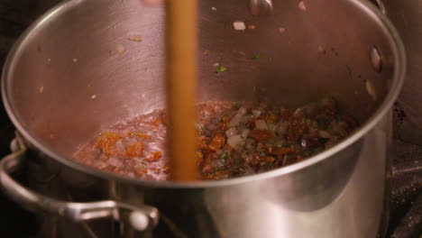 Stirring-a-delicious-looking-stew-in-slow-motion