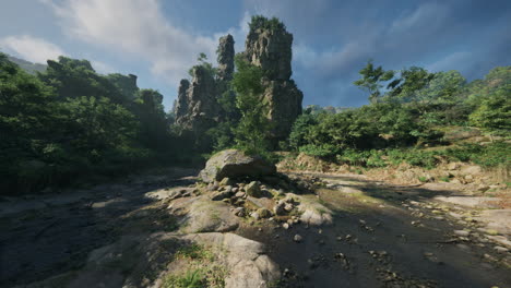 paisaje de selva exuberante con altas formaciones rocosas