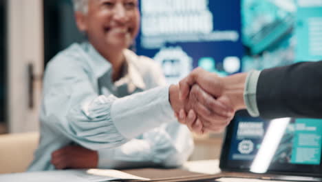 business handshake agreement