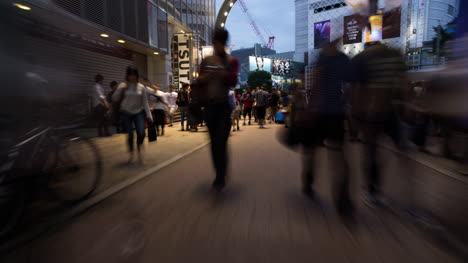 pov busy street 08
