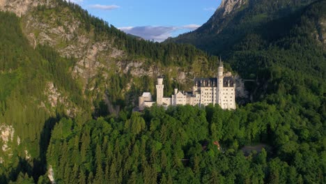 neuschwanstein castle bavarian alps germany