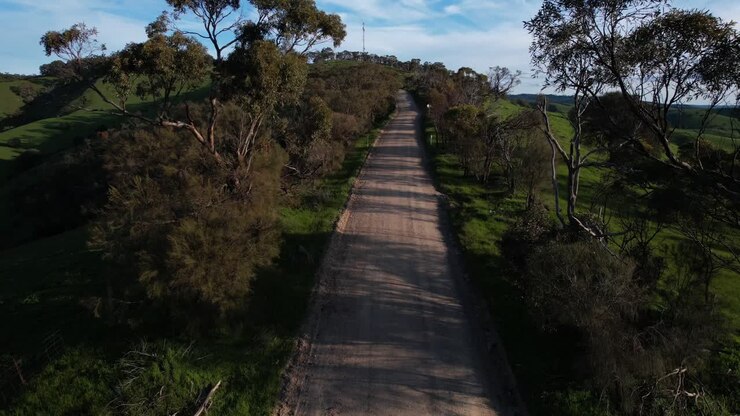 Strada panoramica di montagna a Rifle Range Lookout, Bethany, Australia meridionale - Ripresa aerea