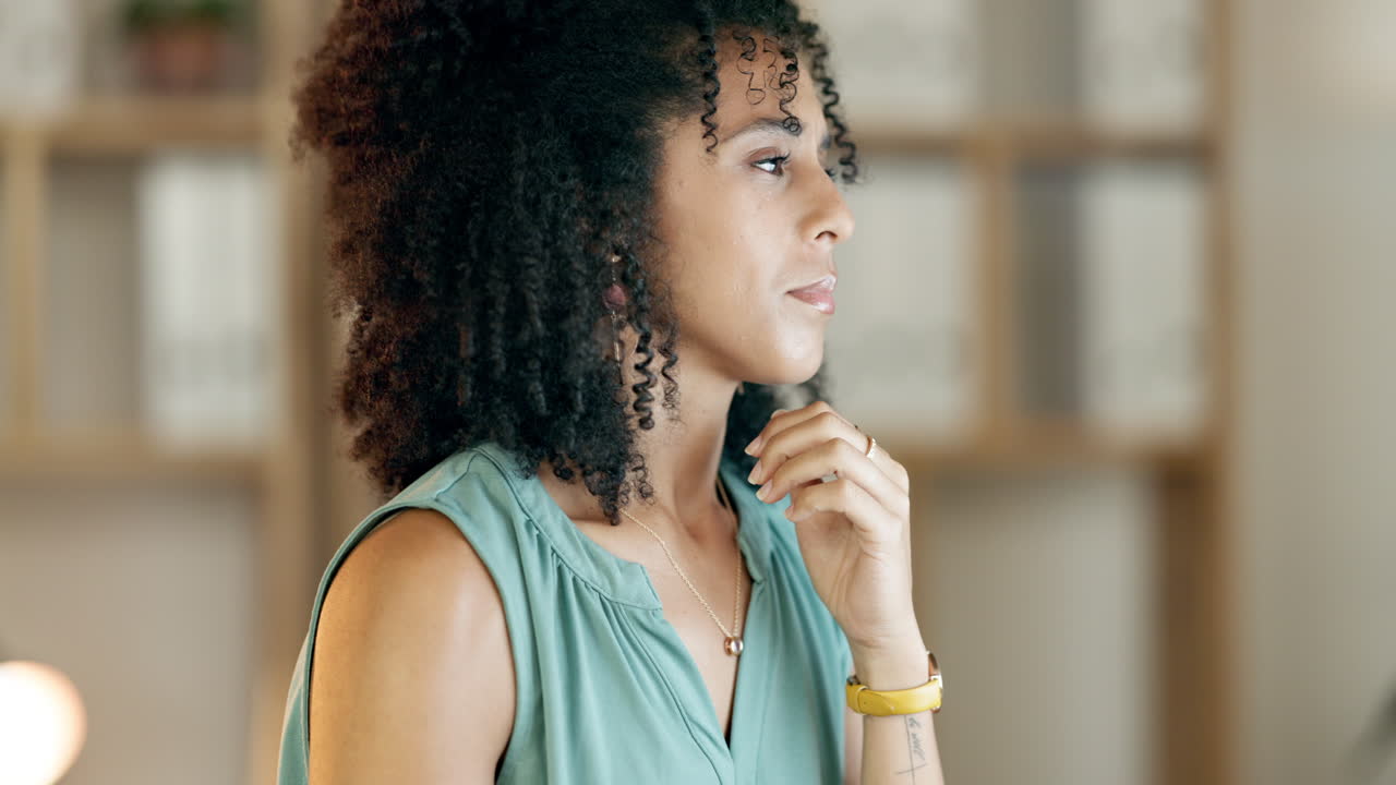 negocios, salud y mujer con tos