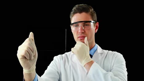 médico masculino usando una tableta digital futurista