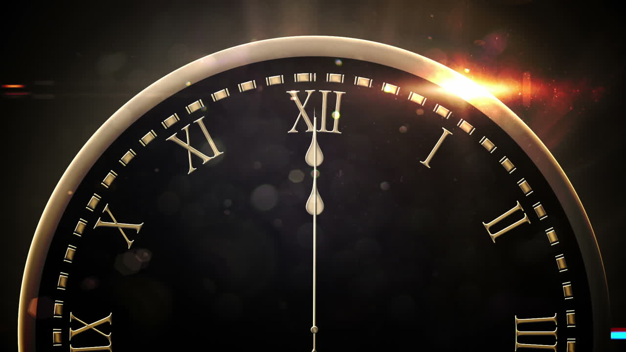 cuenta atrás hasta la medianoche con fuegos artificiales explotando