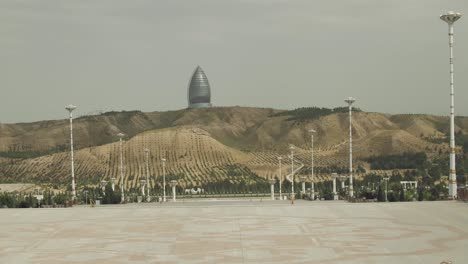 yyldyz hotel in der landschaft von aschgabat