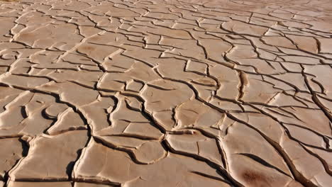 tierra agrietada