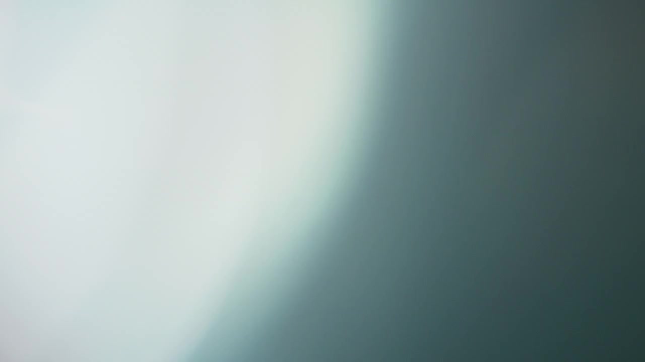 Light leaks recorded using real spherical lens and lens whacking technique
