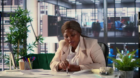 business woman working in modern office