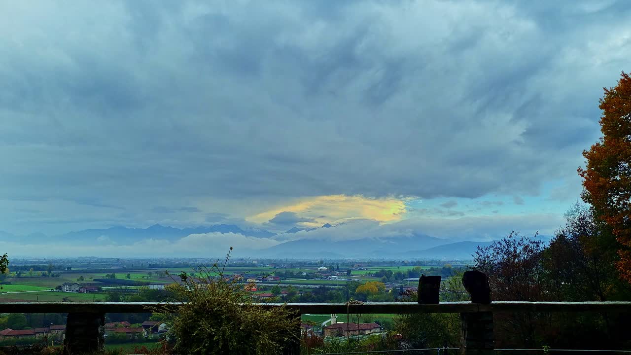 이탈리아 부스카의 풍경 저속 촬영