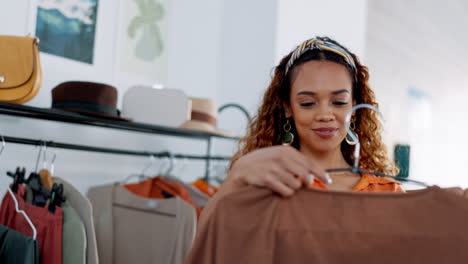 fashion, ecommerce and woman with a box