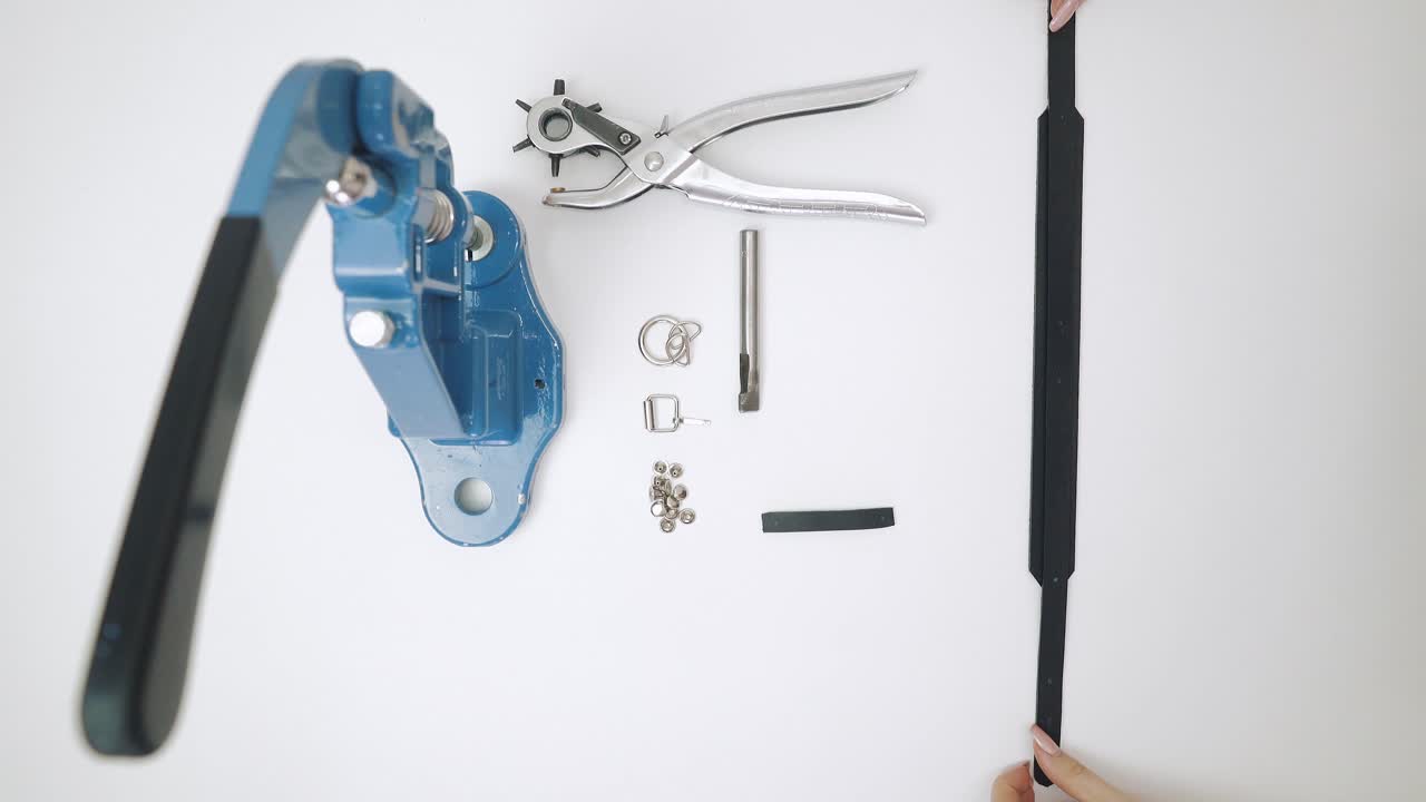 proceso de trabajo con productos de cuero preparación de productos aislados