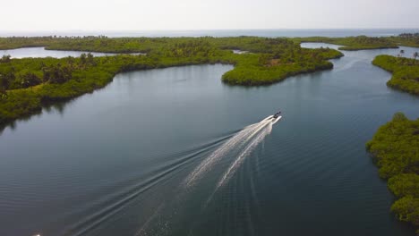 fly-over-the-spectacular-island-of-tintipan,-colombia