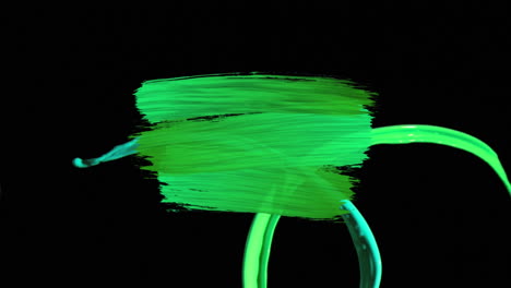 animación de un trazo de pintura verde con pintura verde y azul verde salpicada sobre un fondo negro.
