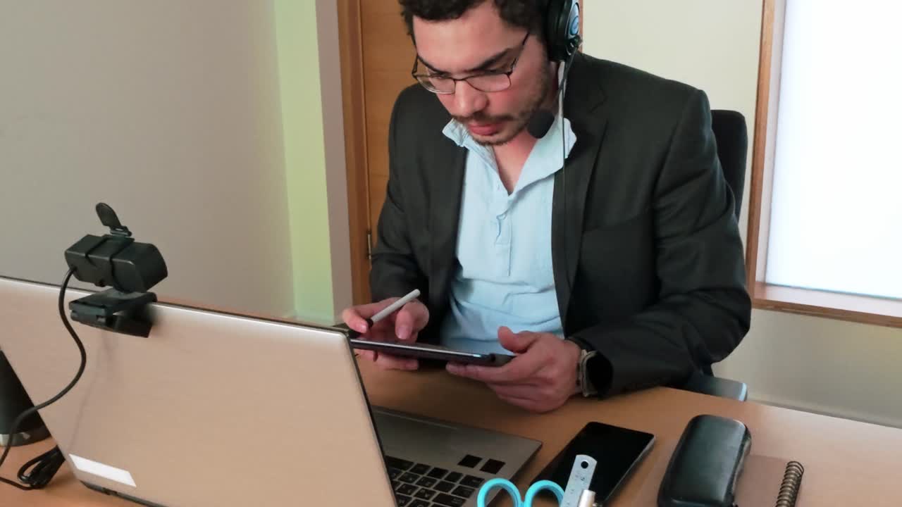 Documenting Project Milestones on Tablet