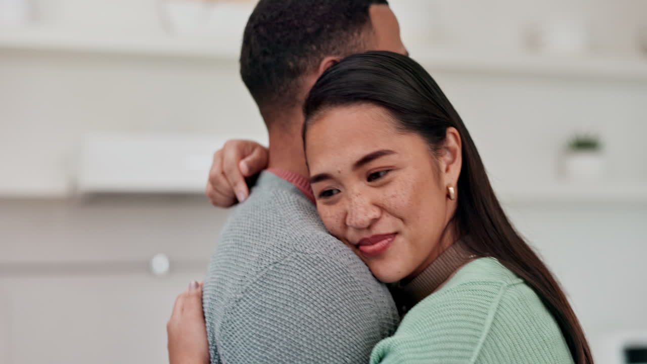 집, 춤, 그리고 사랑의 커플