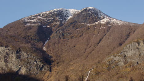 Shot of the mountain next to Flam