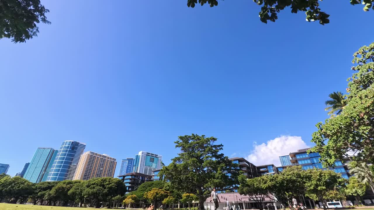 Pemandangan Gedung dan Lanskap Kota Honolulu Hawaii dekat Ala Moana